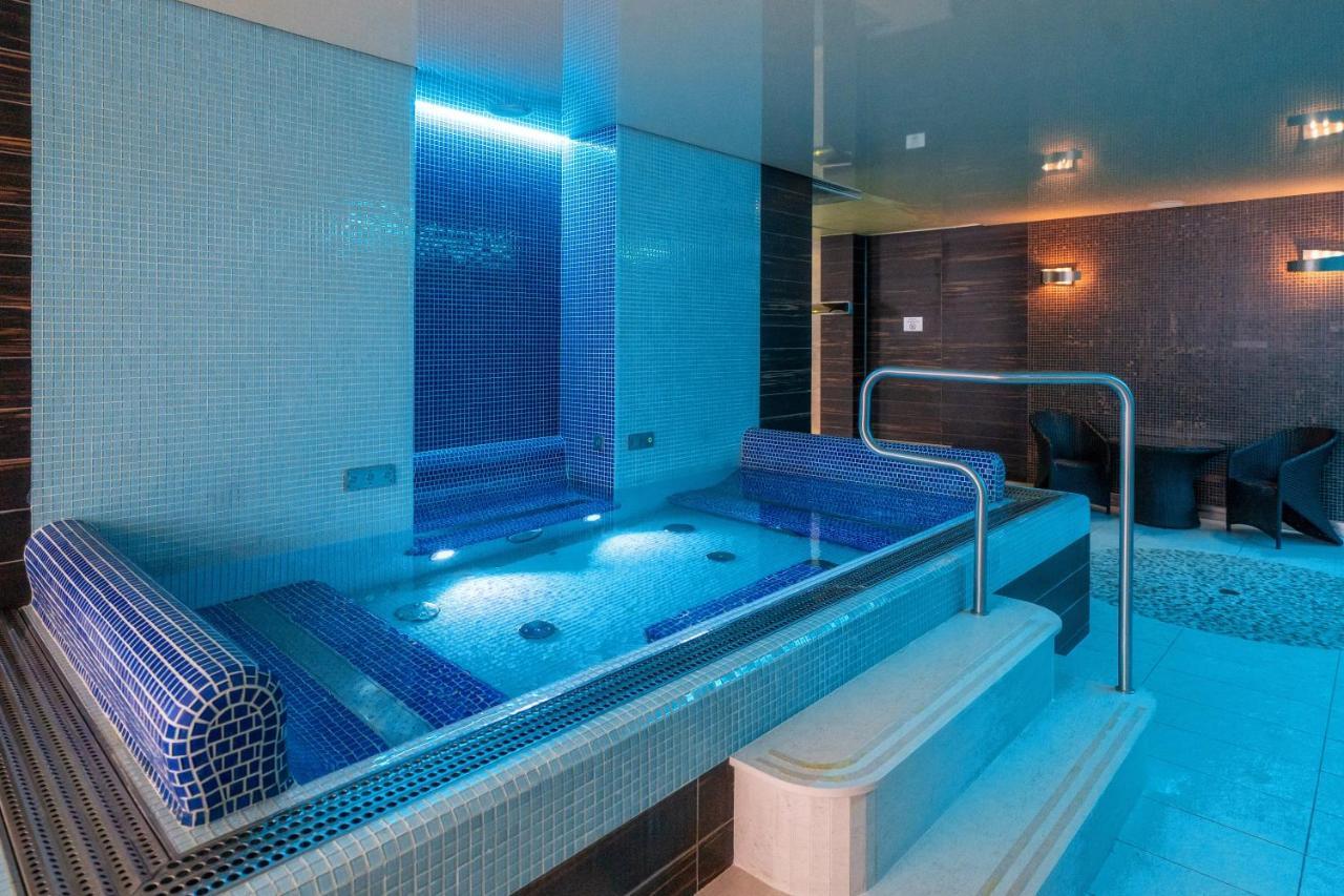 Hotel & Spa Czarny Gron Пржеки Екстериор снимка