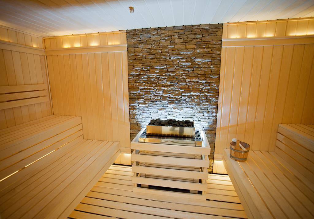 Hotel & Spa Czarny Gron Пржеки Екстериор снимка