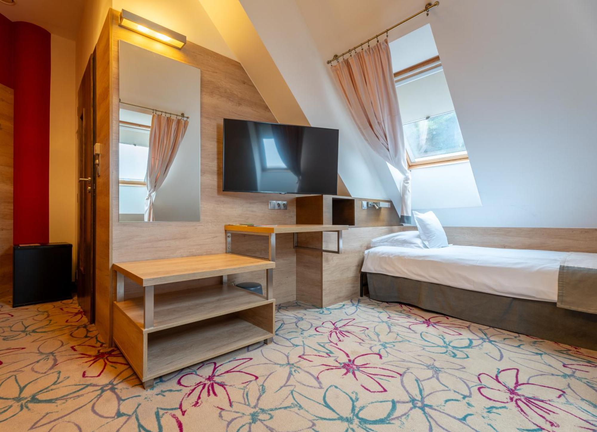 Hotel & Spa Czarny Gron Пржеки Стая снимка