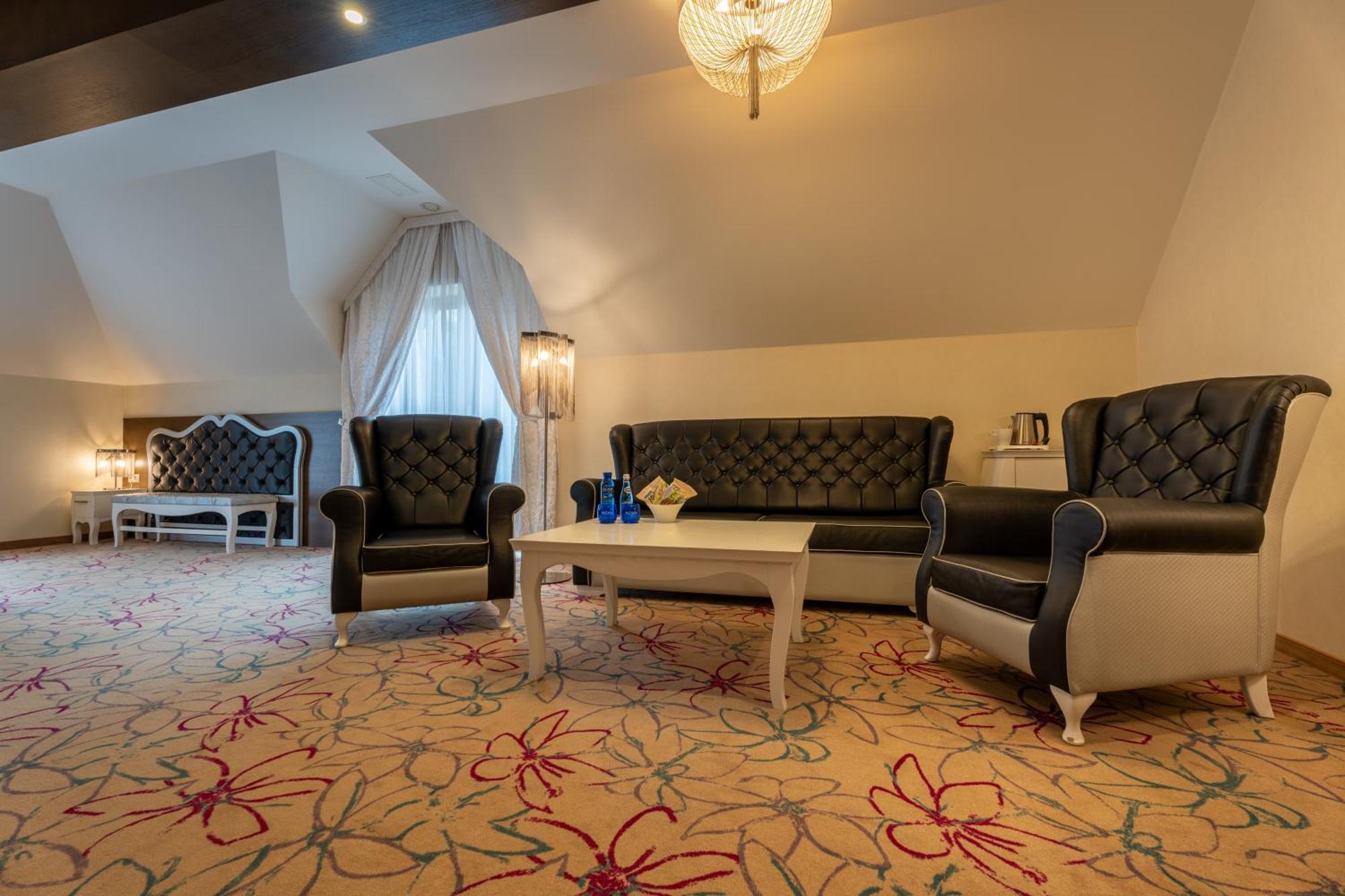 Hotel & Spa Czarny Gron Пржеки Стая снимка
