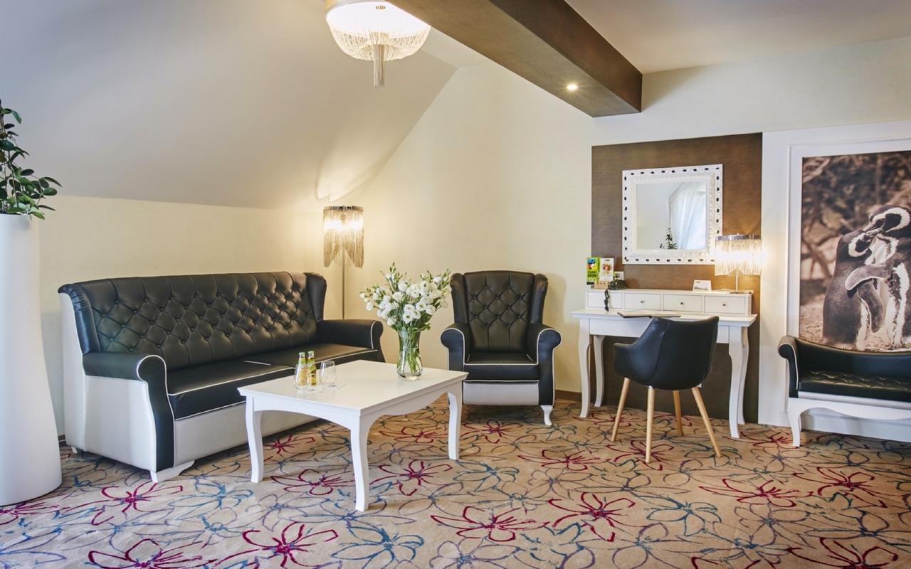 Hotel & Spa Czarny Gron Пржеки Екстериор снимка